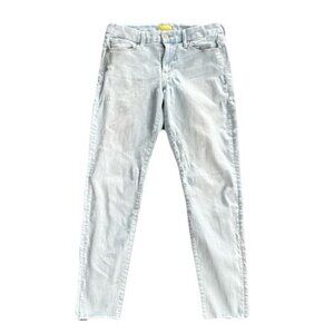 Mother 27 Light Wash Looker Ankle Fray Jeans